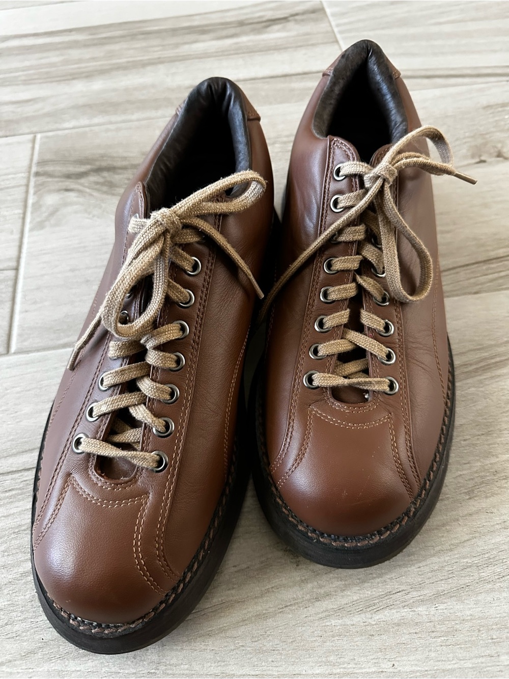 Hyde men’s brown comfort lace-up leather, Size 12, Style 1957- BR,